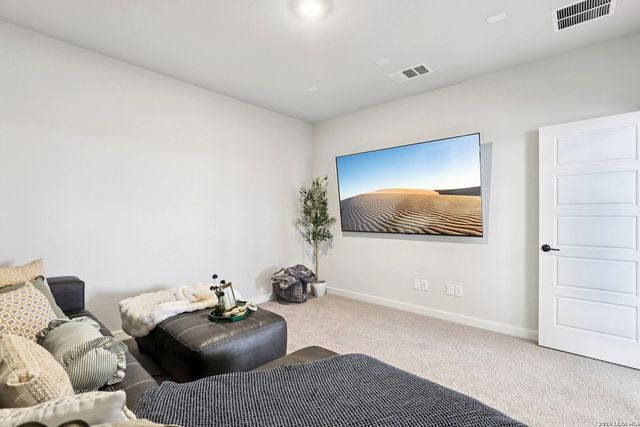 1538 Escarpment, New Braunfels, TX 78132