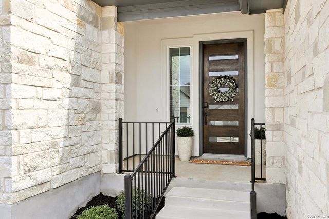 1538 Escarpment, New Braunfels, TX 78132