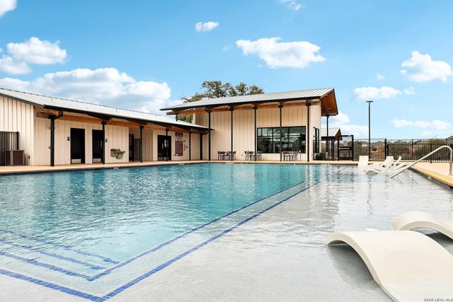 1538 Escarpment, New Braunfels, TX 78132