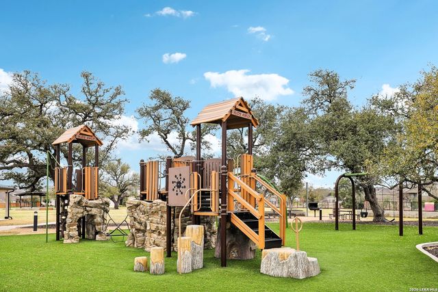 1538 Escarpment, New Braunfels, TX 78132