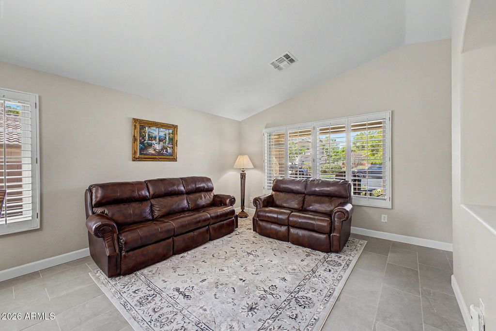 250 E CHELSEA Lane, Gilbert, AZ 85295 — photo 4