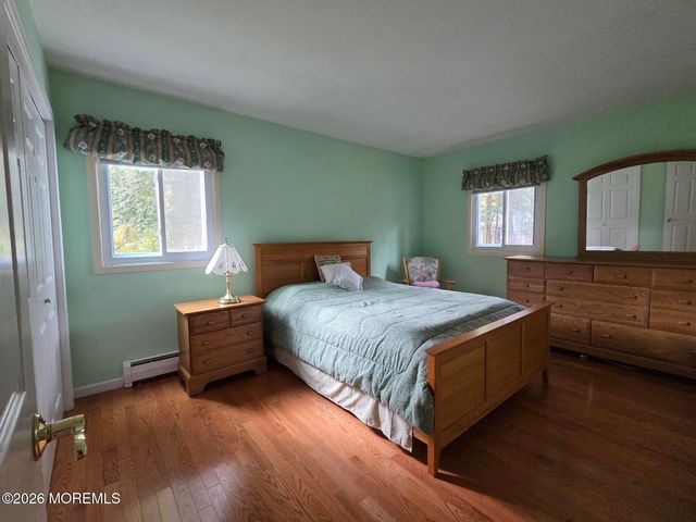 17 S Heron Street B, Manchester, NJ 08759