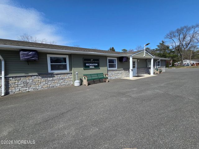 17 S Heron Street B, Manchester, NJ 08759