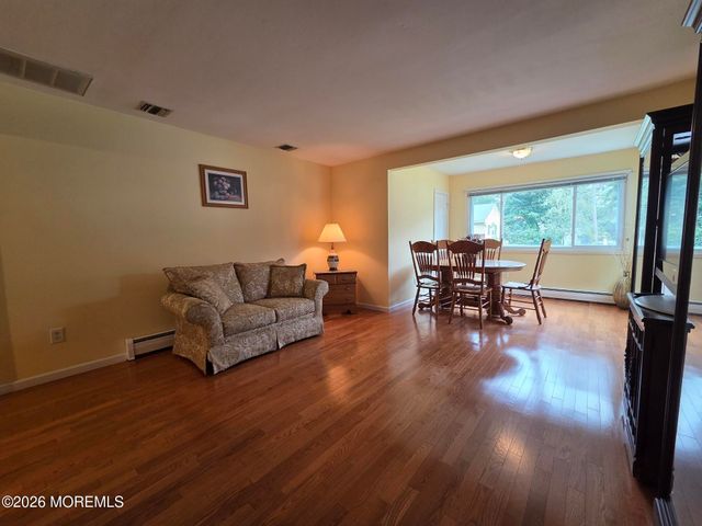 17 S Heron Street B, Manchester, NJ 08759