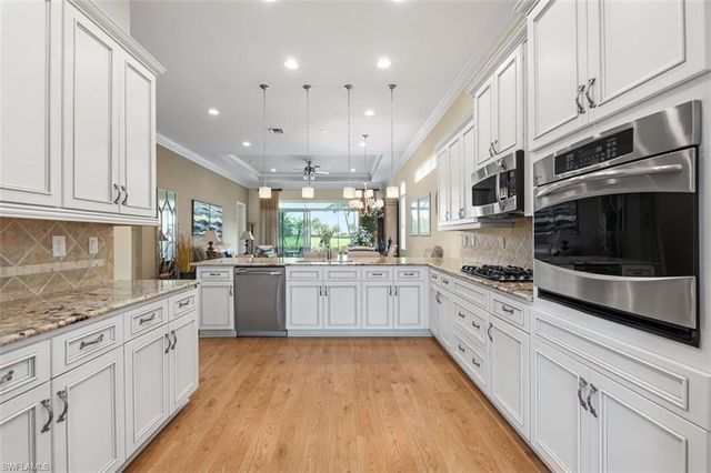 12625 Fairway Cove CT, Fort Myers, FL 33905
