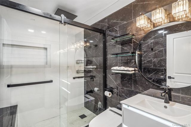 11 Gallatin Drive, Dix Hills, NY 11746