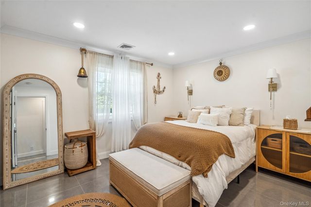 11 Gallatin Drive, Dix Hills, NY 11746