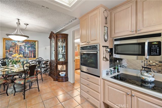 616 Avenida Sevilla D, Laguna Woods, CA 92637