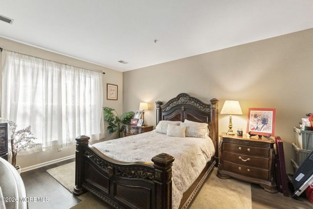 556 Saint Andrews Place, Manalapan, NJ 07726