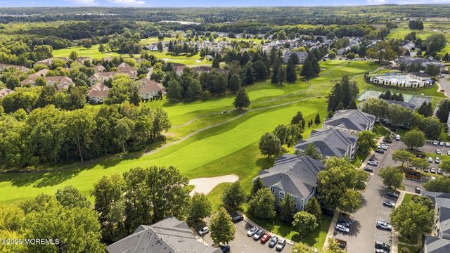 556 Saint Andrews Place, Manalapan, NJ 07726