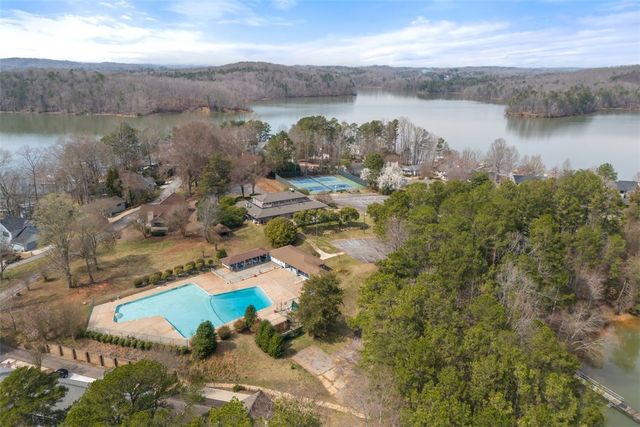 105 N arrowhead Drive, Westminster, SC 29693