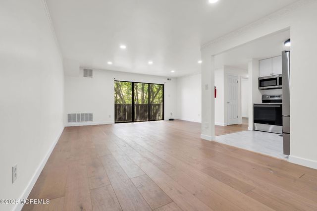 606 Lindsey Court, Marlton, NJ 08053