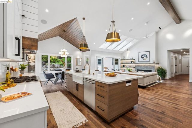 196 Castle Hill Ranch Rd, Walnut Creek, CA 94595