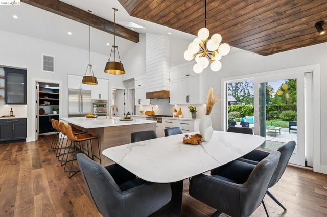 196 Castle Hill Ranch Rd, Walnut Creek, CA 94595
