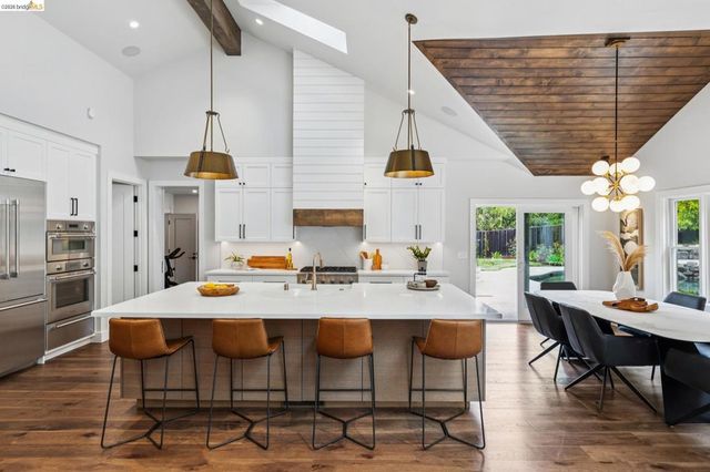 196 Castle Hill Ranch Rd, Walnut Creek, CA 94595