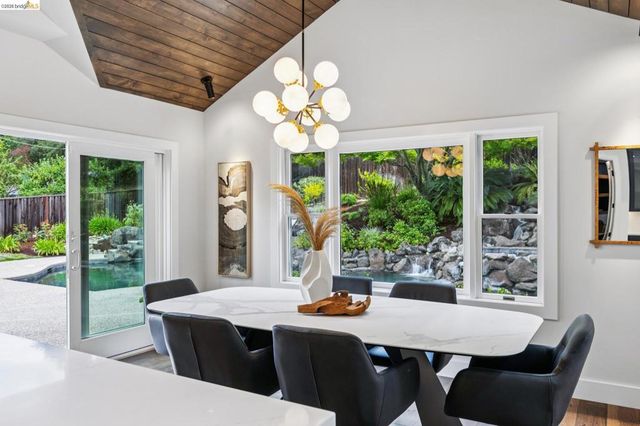 196 Castle Hill Ranch Rd, Walnut Creek, CA 94595