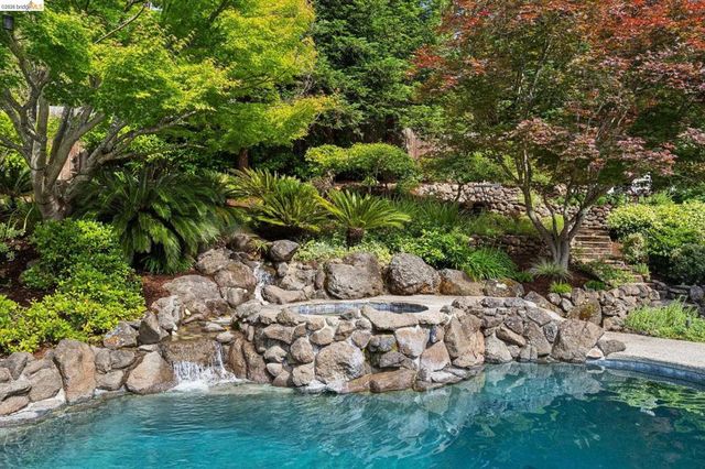 196 Castle Hill Ranch Rd, Walnut Creek, CA 94595