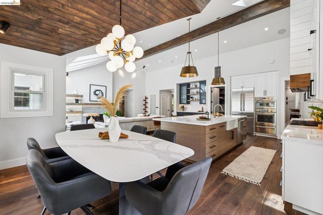 196 Castle Hill Ranch Rd, Walnut Creek, CA 94595