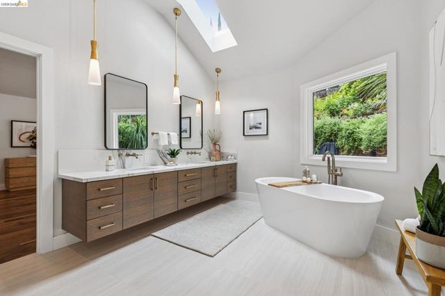 196 Castle Hill Ranch Rd, Walnut Creek, CA 94595