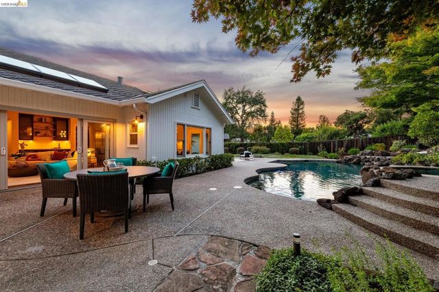 196 Castle Hill Ranch Rd, Walnut Creek, CA 94595