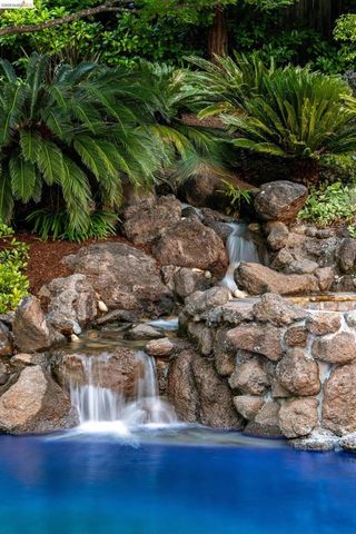196 Castle Hill Ranch Rd, Walnut Creek, CA 94595