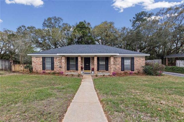 5905 Ole Mill Road, Mobile, AL 36609