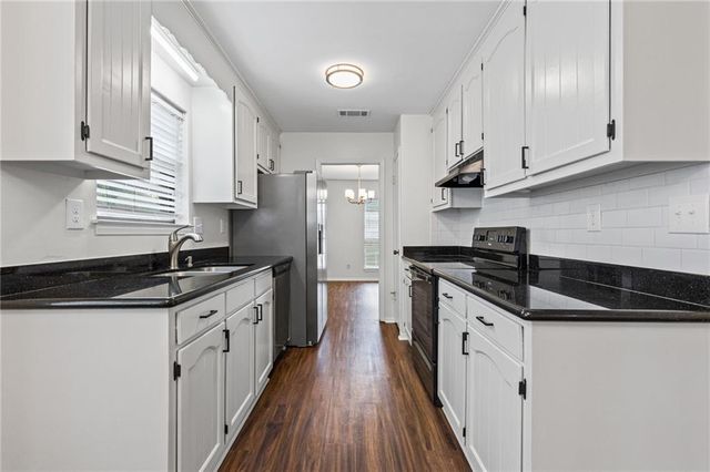 5905 Ole Mill Road, Mobile, AL 36609