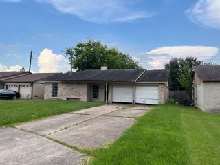 8630 Winewood Drive, Houston, TX 77044