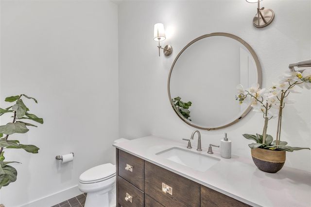 508 Gemma DR, Liberty Hill, TX 78642