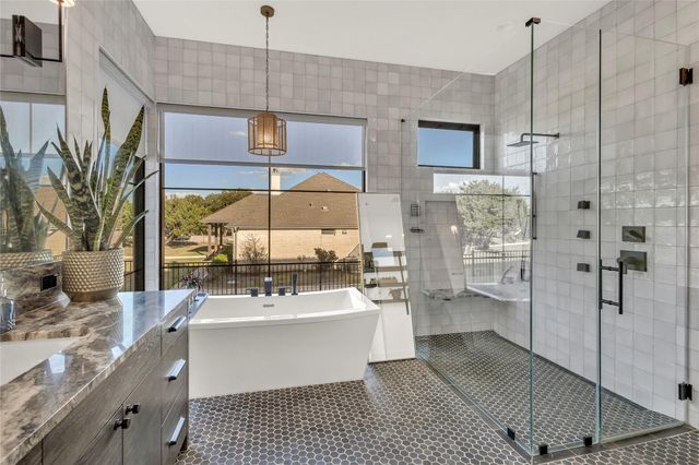 508 Gemma DR, Liberty Hill, TX 78642