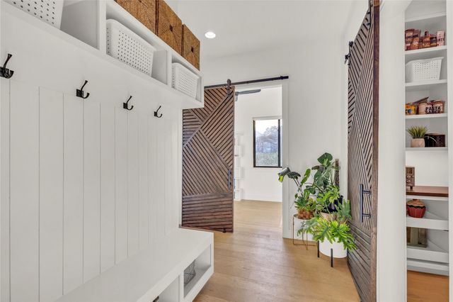 508 Gemma DR, Liberty Hill, TX 78642