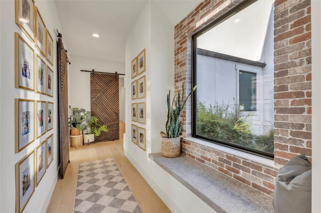 508 Gemma DR, Liberty Hill, TX 78642