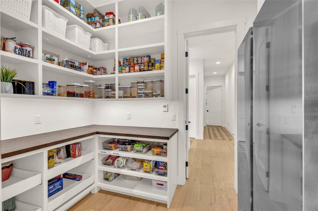 508 Gemma DR, Liberty Hill, TX 78642