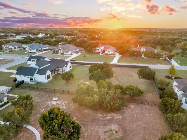 508 Gemma DR, Liberty Hill, TX 78642