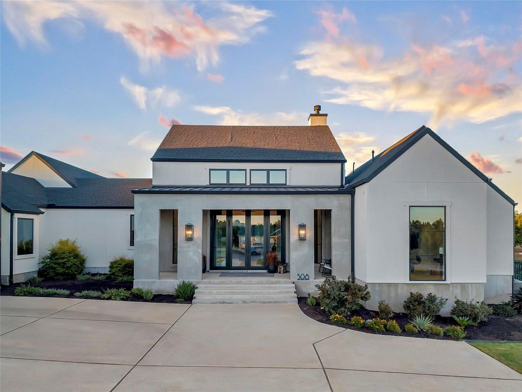 508 Gemma DR, Liberty Hill, TX 78642