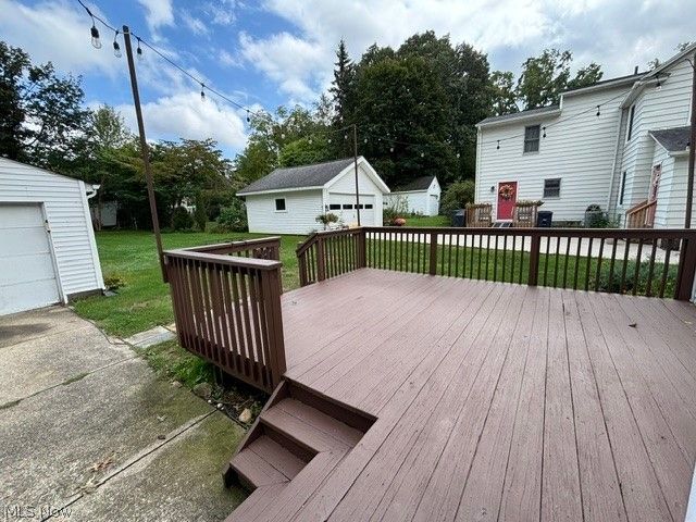 93 Harcourt Drive, Akron, OH 44313