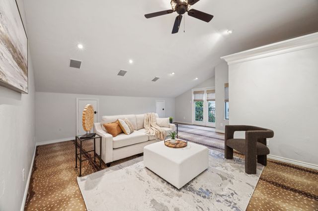 435 Columbia Drive, Rockwall, TX 75032