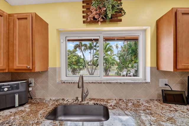 9501 Majestic Way, Boynton Beach, FL 33437