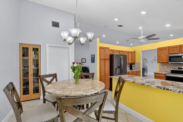 9501 Majestic Way, Boynton Beach, FL 33437