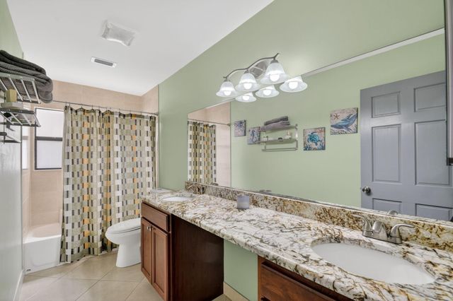 9501 Majestic Way, Boynton Beach, FL 33437