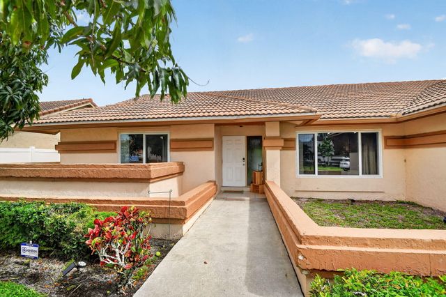 9501 Majestic Way, Boynton Beach, FL 33437