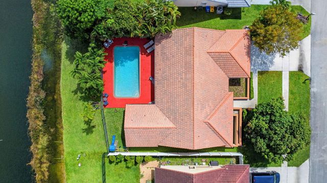 9501 Majestic Way, Boynton Beach, FL 33437