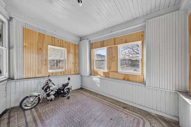 95 Washington St, Chicopee, MA 01020