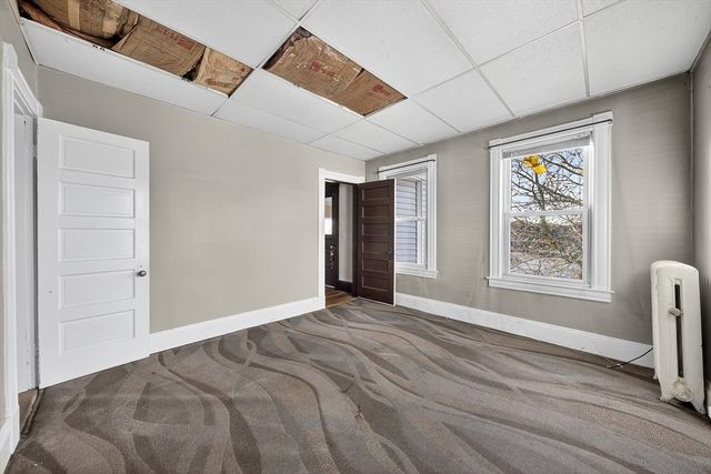 95 Washington St, Chicopee, MA 01020