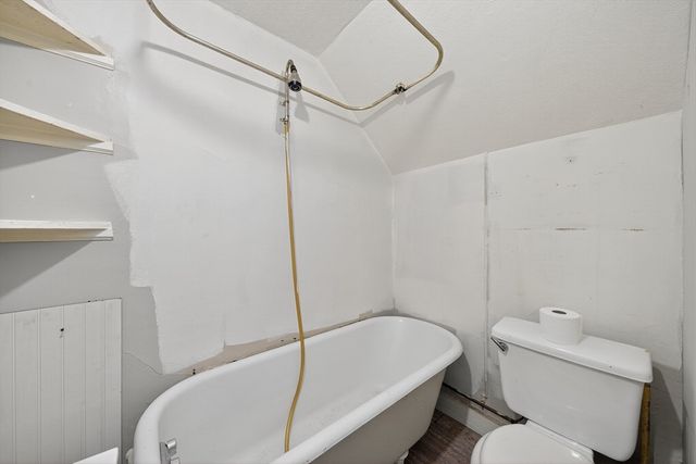 95 Washington St, Chicopee, MA 01020