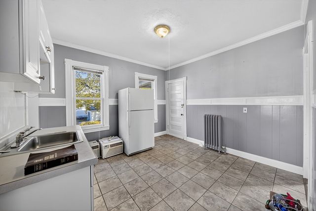 95 Washington St, Chicopee, MA 01020