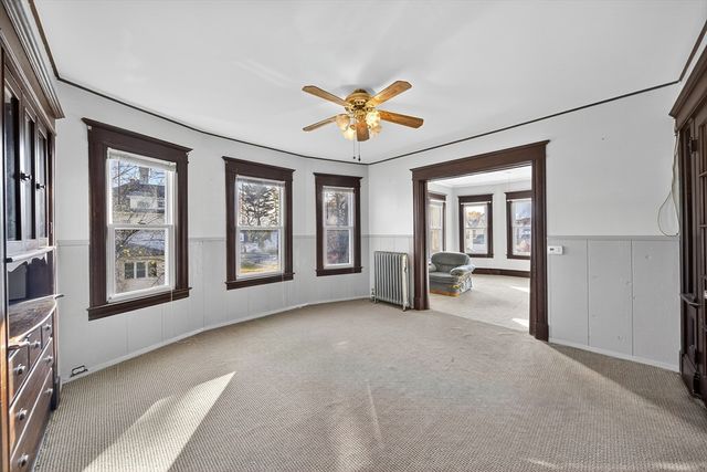 95 Washington St, Chicopee, MA 01020