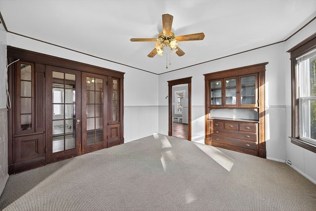 95 Washington St, Chicopee, MA 01020