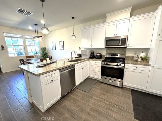 7120 Vernazza, Eastvale, CA 92880