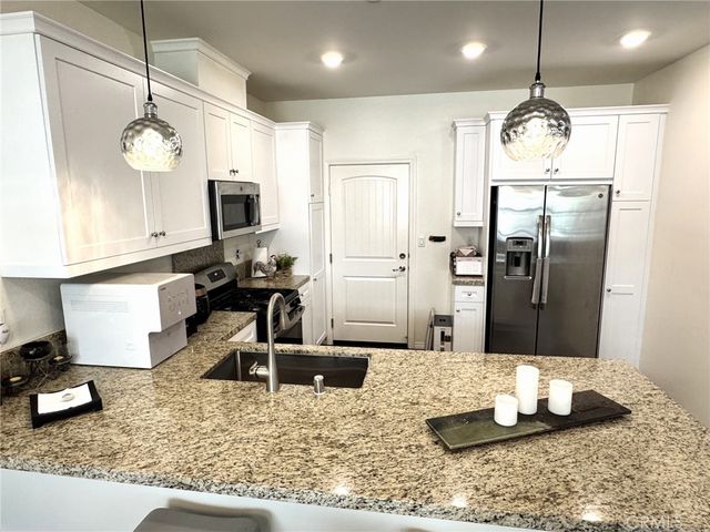 7120 Vernazza, Eastvale, CA 92880